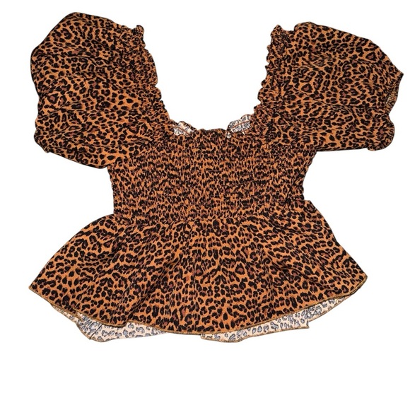 Leopard Print Peplum Top - Picture 2 of 3